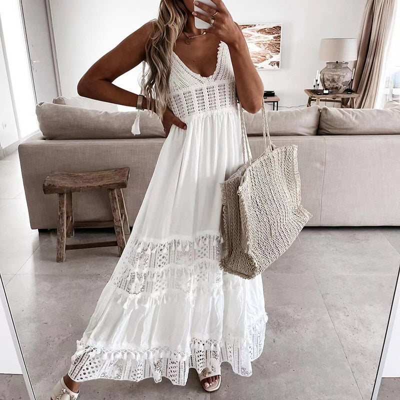 mulher usando vestido longo grecia branco